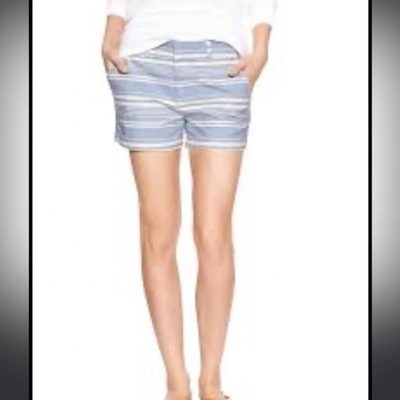 Womenโs size 2 gap khakis chino shorts blue and white stripe excellent condition - Picture 1 of 5